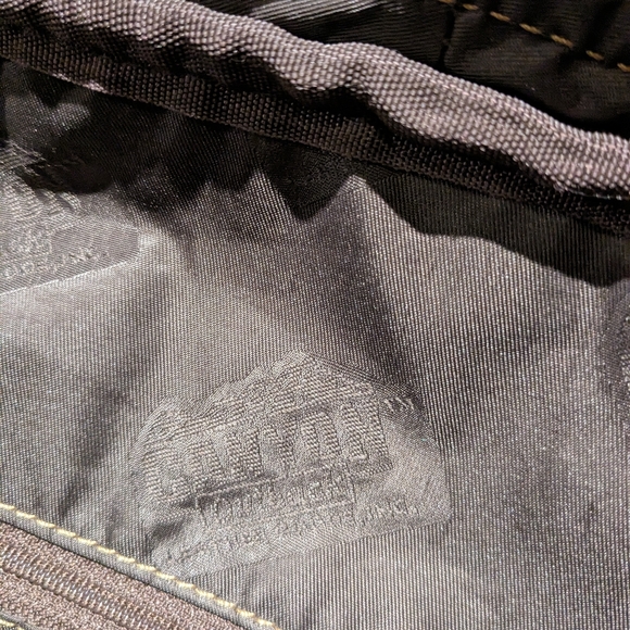 Canyon Outback leather carry on/briefcase - Picture 5 of 9